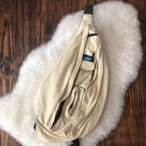 Kavu tan canvas crossbody